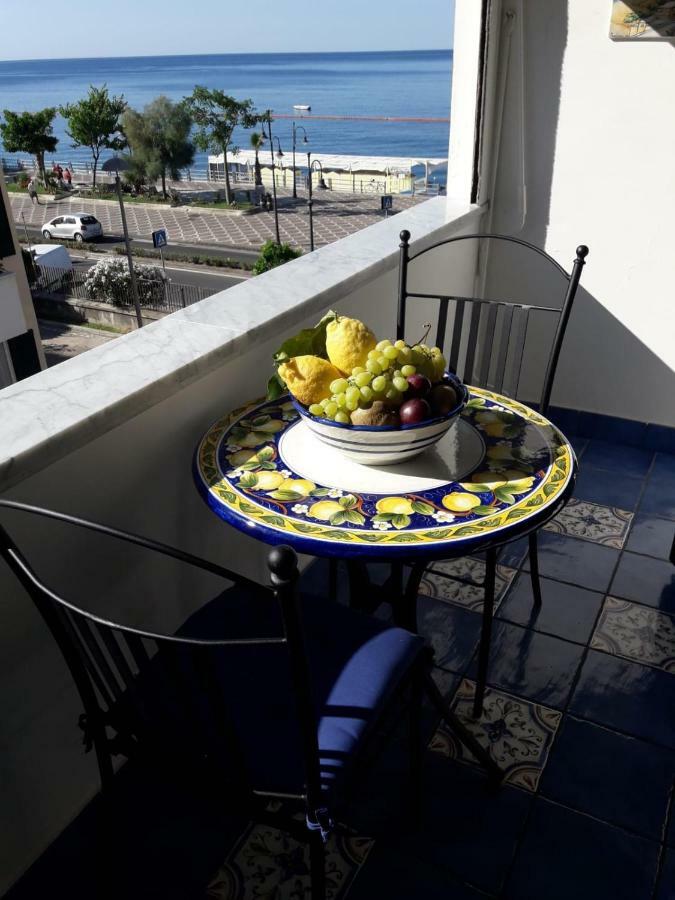 Maiori Apartment By Marcel Exterior photo